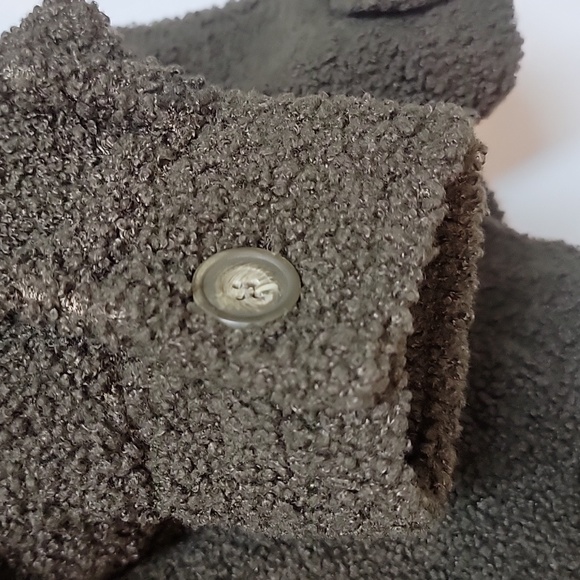 NOIZE | Miley Faux Shearling Sherpa Trucker Jacket - Picture 11 of 13